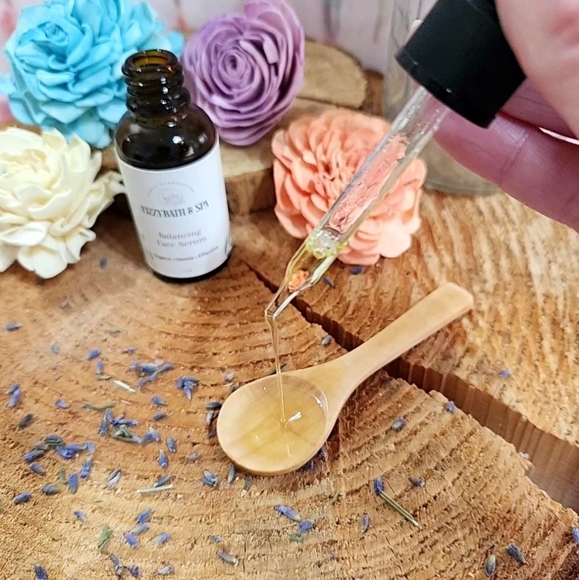 Handmade‎ balancing face serum (1 oz.) - Picture 4 of 5